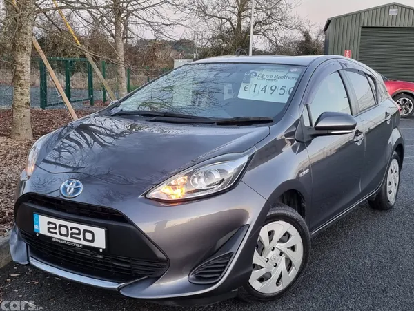 Toyota Aqua Hatchback, Petrol Hybrid, 2020, Grey