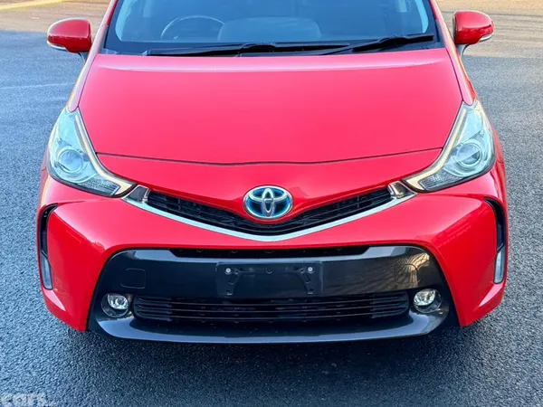 Toyota Prius Estate, Petrol Hybrid, 2016, Red