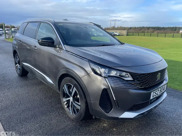 Peugeot 5008 Hatchback, Diesel, 2024, Grey