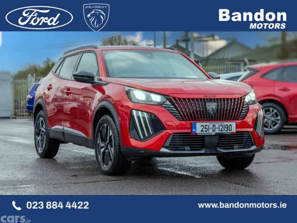 Peugeot 2008 MPV, Petrol, 2025, Red