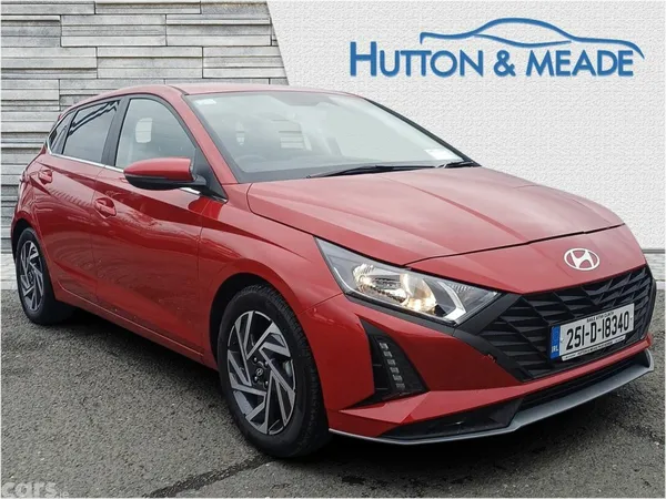 Hyundai i20 Hatchback, Petrol, 2025, Red