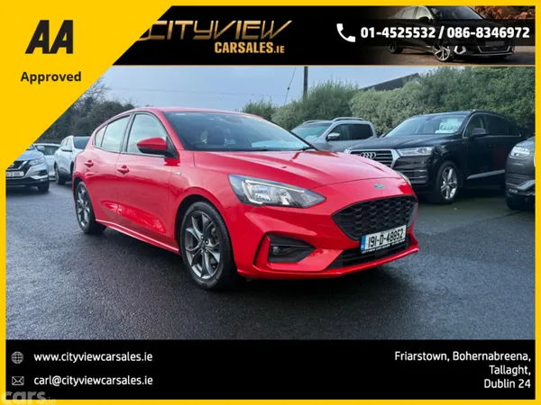 Ford Focus Hatchback, Petrol, 2019, Red