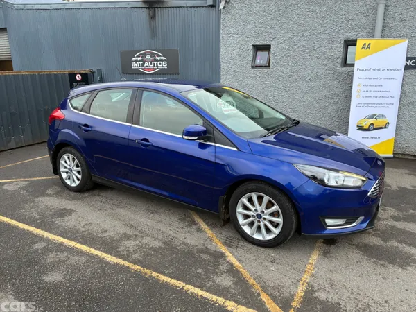 Ford Focus Hatchback, Petrol, 2018, Blue