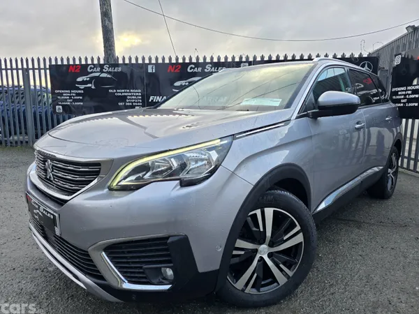 Peugeot 5008 MPV, Diesel, 2019, Grey