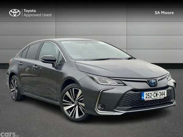 Toyota Corolla Saloon, Petrol Hybrid, 2025, Grey
