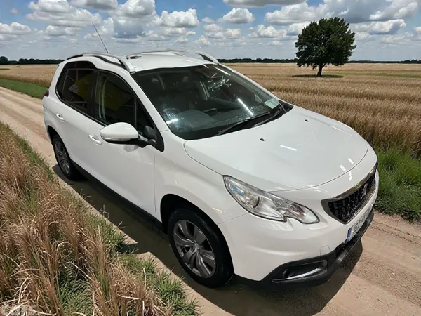 Peugeot 2008 SUV, Petrol, 2016, White