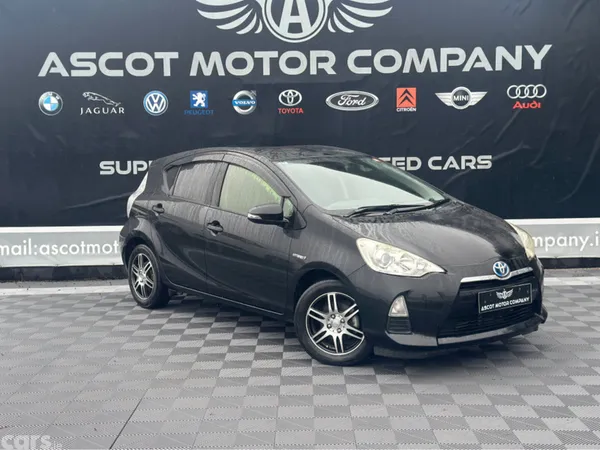 Toyota Aqua Hatchback, Petrol Hybrid, 2014, Black
