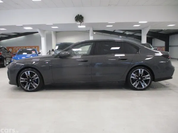 BMW 7-Series Saloon, Petrol Plug-in Hybrid, 2025, Grey