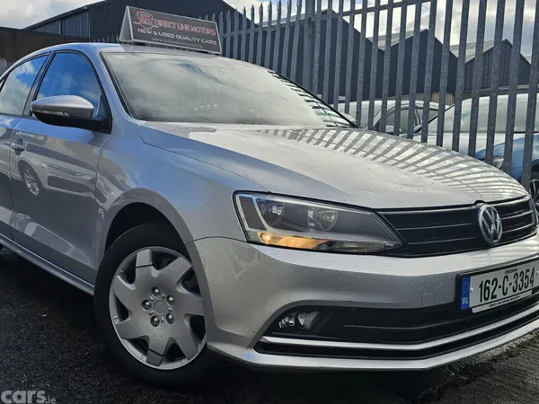 Volkswagen Jetta Saloon, Petrol, 2016, Silver