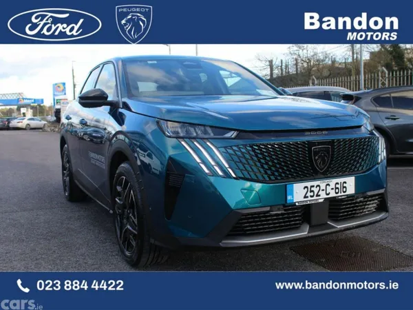 Peugeot 3008 MPV, Petrol, 2025, Blue