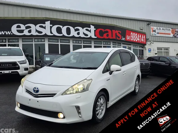 Toyota Prius MPV, Petrol Hybrid, 2013, White