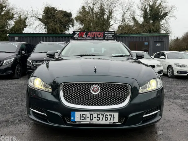 Jaguar XJ Saloon, Diesel, 2015, Green