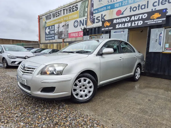 Toyota Avensis Saloon, Petrol, 2008, Silver