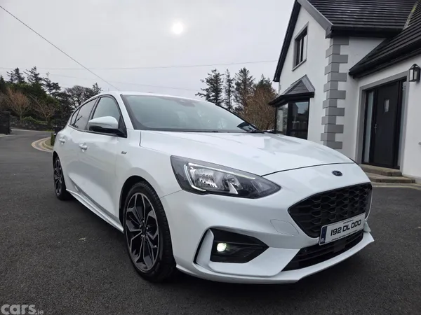 Ford Focus Hatchback, Diesel, 2019, White
