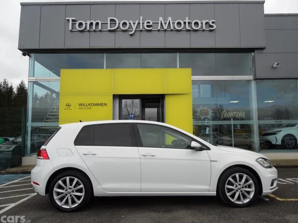Volkswagen Golf Hatchback, Petrol, 2019, White
