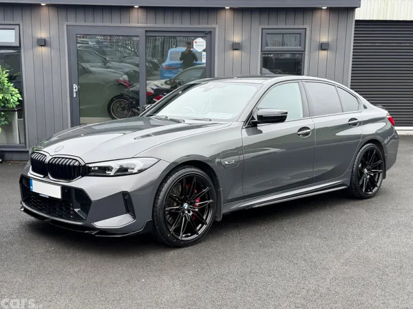 BMW 3-Series Saloon, Petrol Hybrid, 2023, Grey
