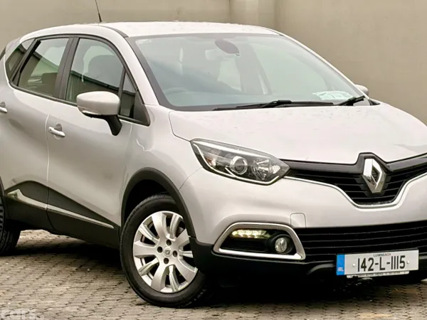 Renault Captur Hatchback, Diesel, 2014, Silver