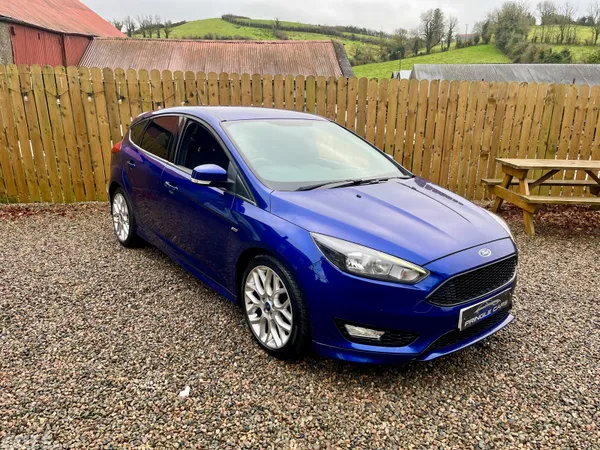 Ford Focus Hatchback, Petrol, 2018, Blue