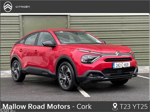 Citroen C4 Hatchback, Petrol, 2024, Red