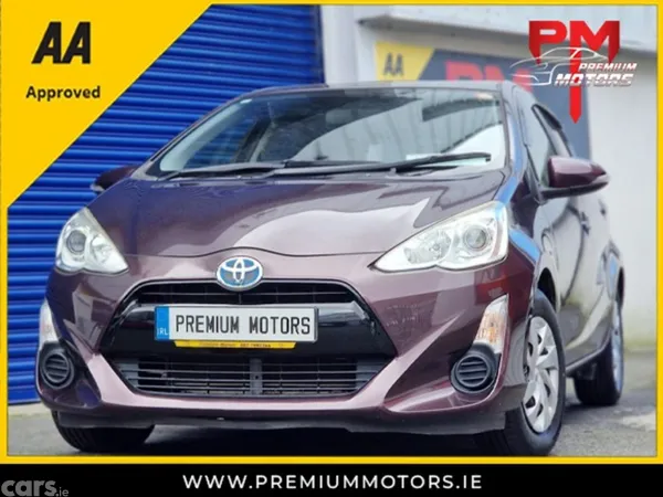Toyota Aqua Hatchback, Petrol, 2015, Brown