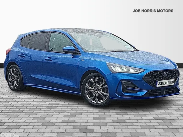 Ford Focus Hatchback, Diesel, 2022, Blue