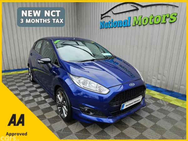 Ford Fiesta Hatchback, Petrol, 2017, Blue
