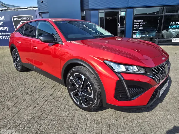 Peugeot 408 Hatchback, Petrol, 2025, Red