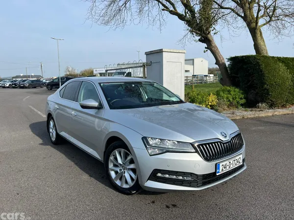 Skoda Superb Saloon, Diesel, 2024, Grey