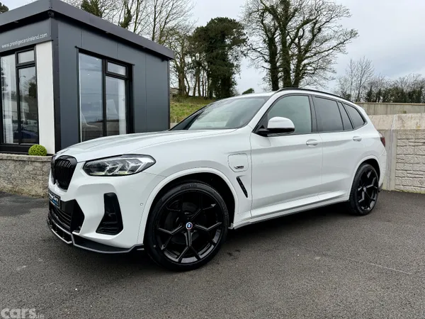 BMW X3 SUV, Petrol Hybrid, 2022, White