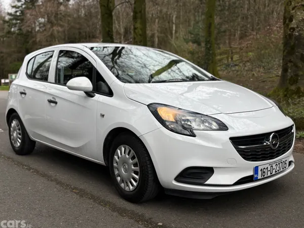 Opel Corsa Hatchback, Petrol, 2016, White