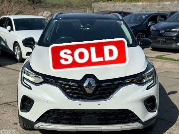 Renault Captur Hatchback, Petrol Hybrid, 2022, White
