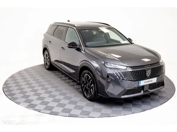 Peugeot 5008 SUV, Petrol Hybrid, 2026, Grey