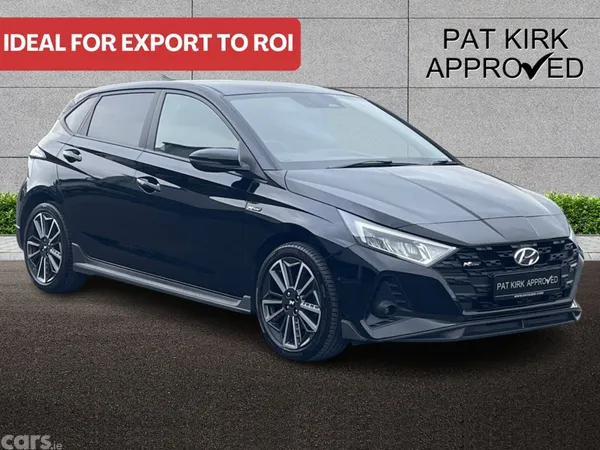 Hyundai i20 Hatchback, Petrol, 2022, Black