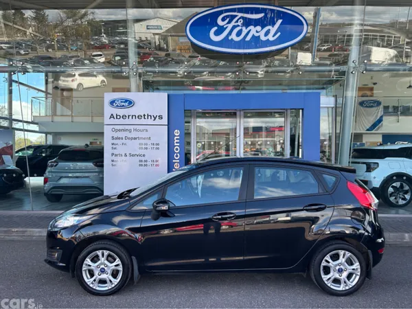 Ford Fiesta Hatchback, Petrol, 2017, Black