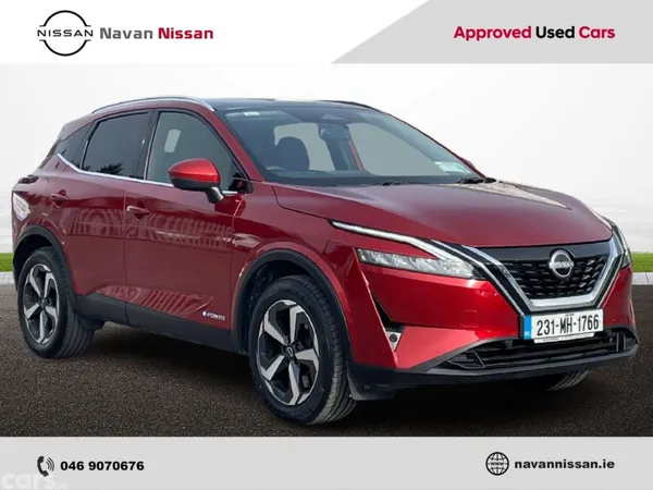 Nissan Qashqai MPV, Petrol Hybrid, 2023, Red
