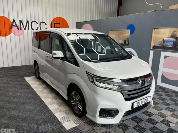 Honda Stepwagon MPV, Petrol Hybrid, 2020, White
