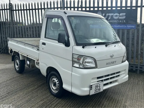 Daihatsu Fourtrak Pick Up, Petrol, 2009, White