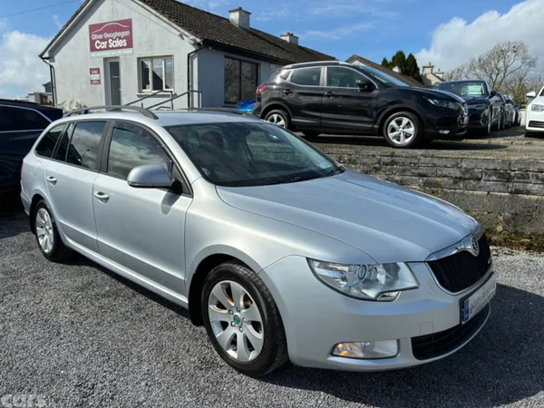 Skoda Superb Estate, Diesel, 2013, Silver