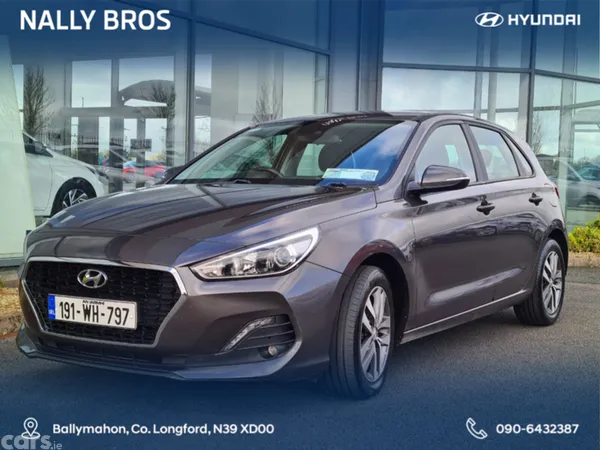 Hyundai i30 Hatchback, Diesel, 2019, Brown