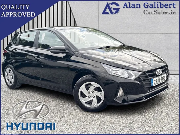Hyundai i20 Hatchback, Petrol, 2023, Black
