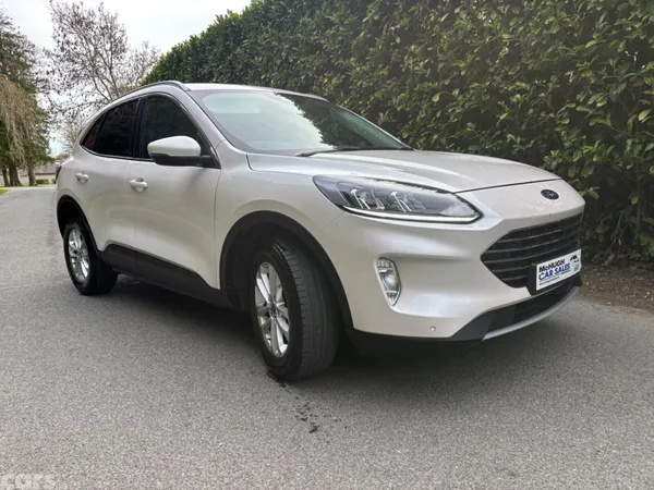 Ford Kuga SUV, Petrol Hybrid, 2023, White