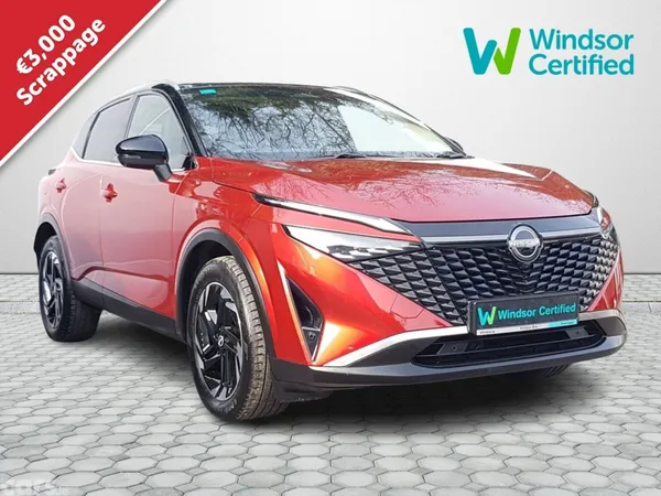 Nissan Qashqai MPV, Petrol, 2025, Red