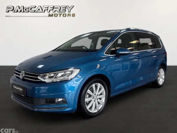 Volkswagen Touran MPV, Diesel, 2019, Blue