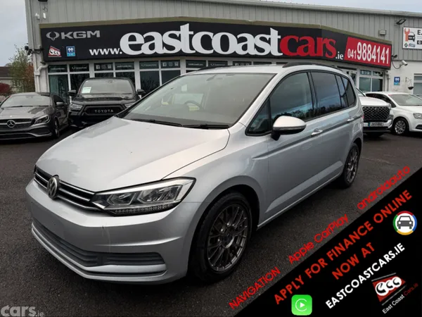 Volkswagen Touran MPV, Petrol, 2016, Silver
