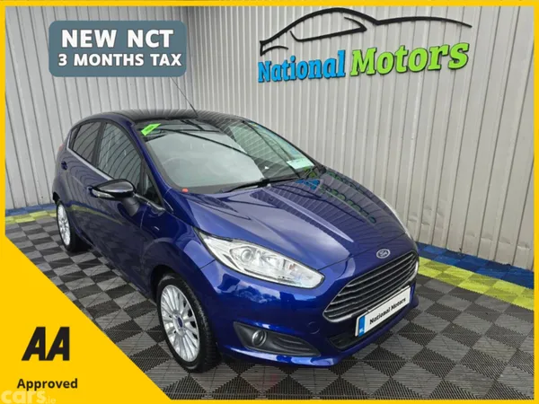 Ford Fiesta Hatchback, Petrol, 2015, Blue