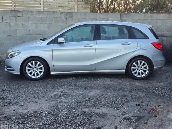 Mercedes-Benz B-Class MPV, Petrol, 2014, Silver