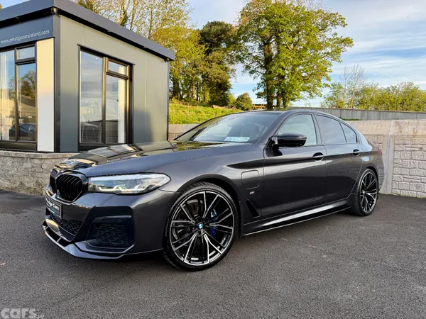BMW 5-Series Saloon, Petrol Plug-in Hybrid, 2021, Grey