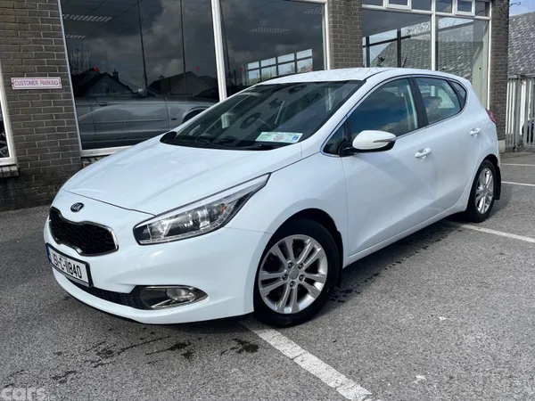 Kia Ceed Hatchback, Diesel, 2015, White