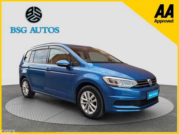 Volkswagen Touran MPV, Petrol, 2017, Blue