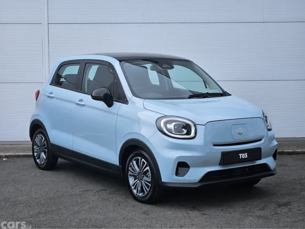 Leapmotor T03 Hatchback, Electric, 2026, Blue